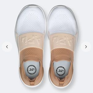 APL TechLoom Bliss Knit Running Shoe